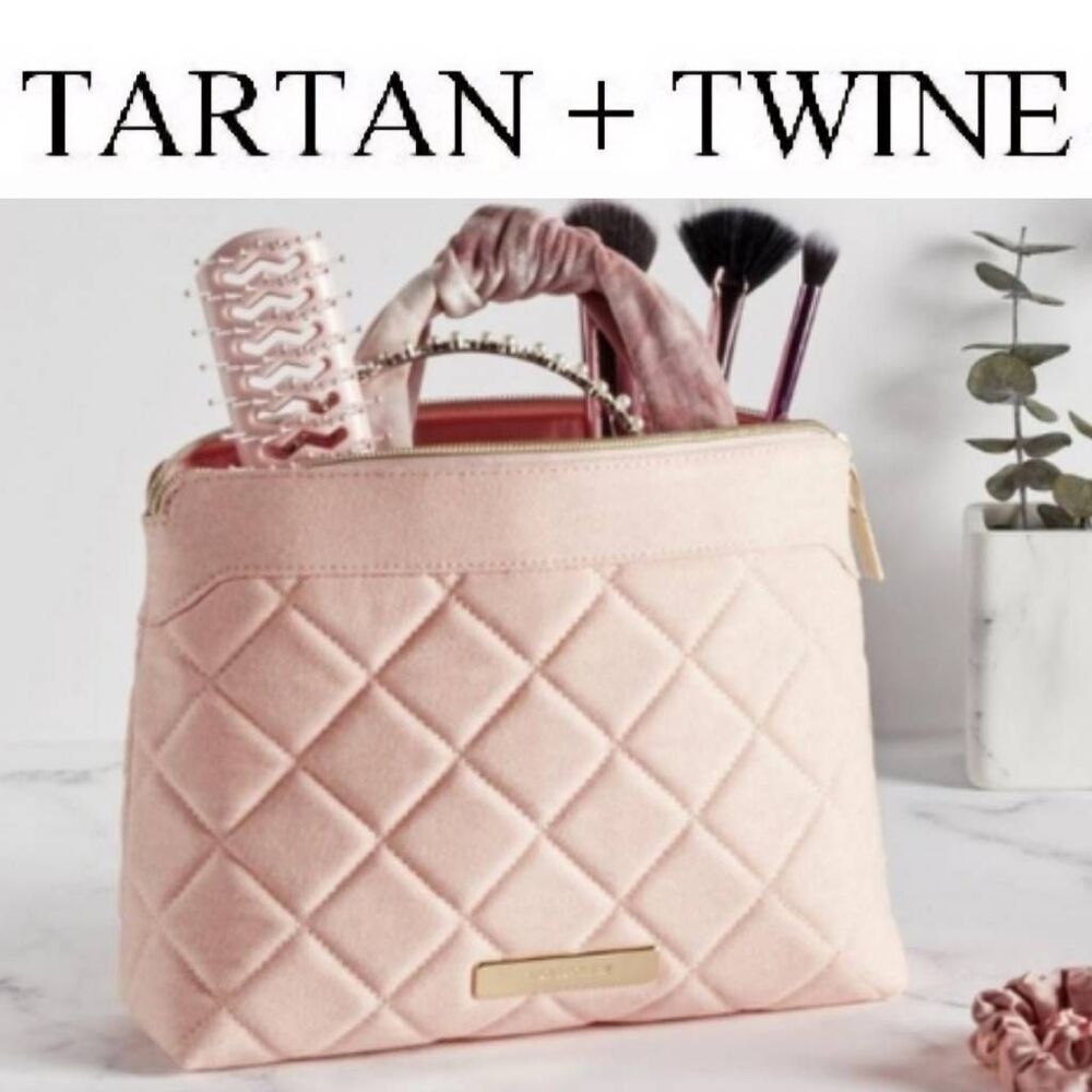 Tartan + Twine Pink Denim Quilted‎ Clutch